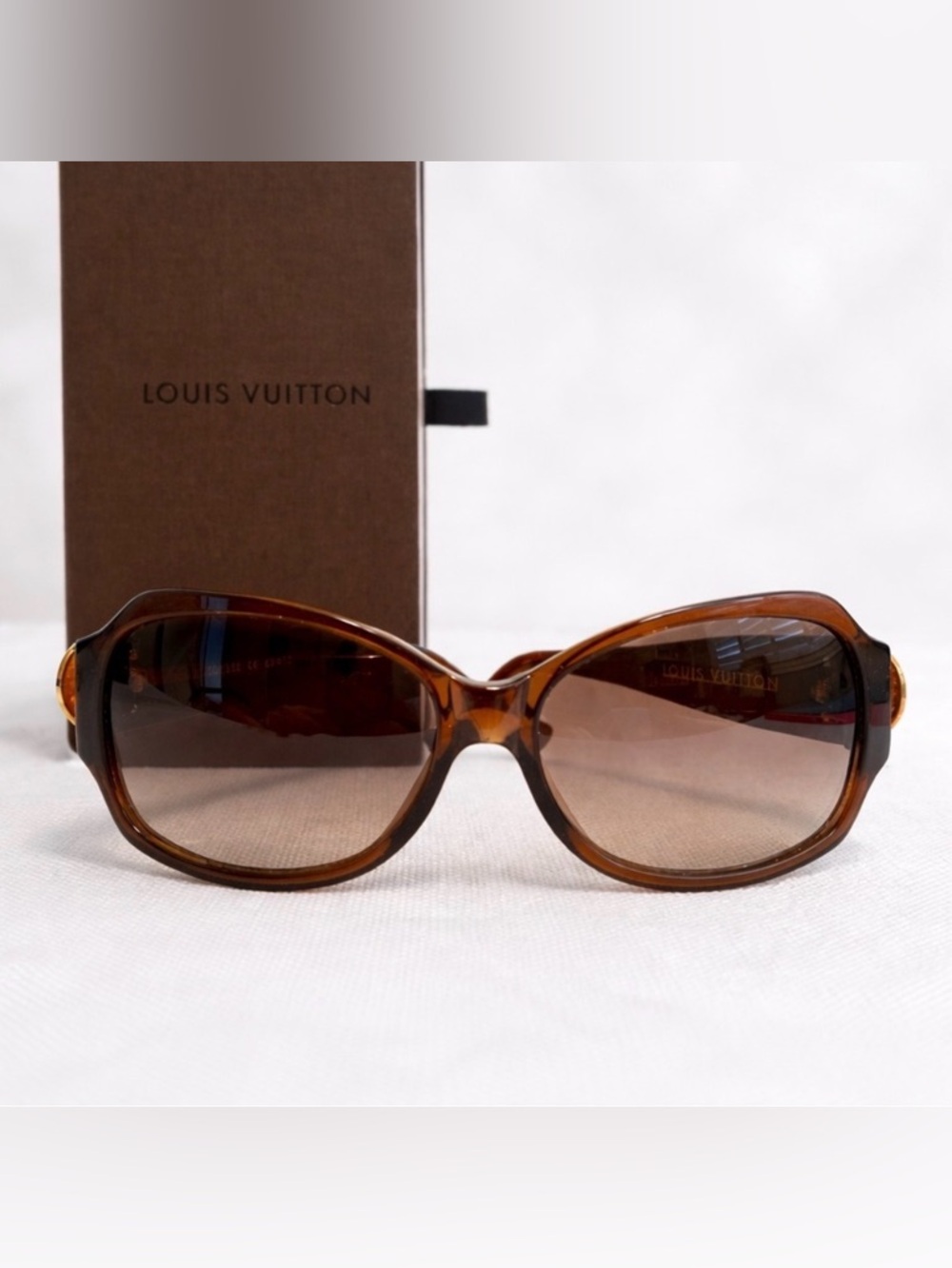 Louis Vuitton • “Ursula Strass Speckled” Sunglasses